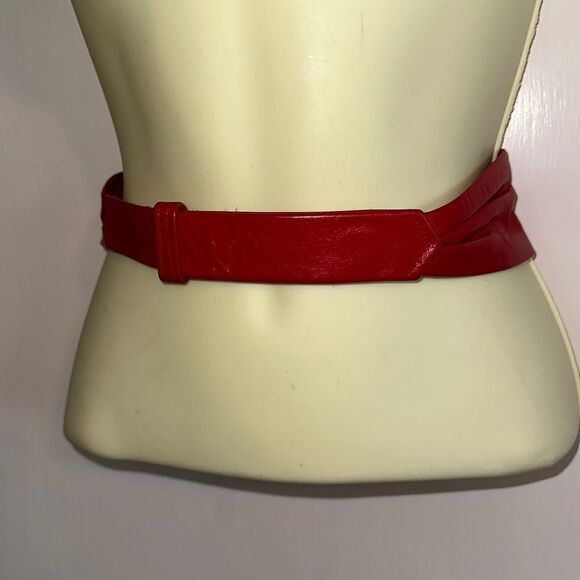 Vintage 80s red leather belt -Small - Picture 1 of 6